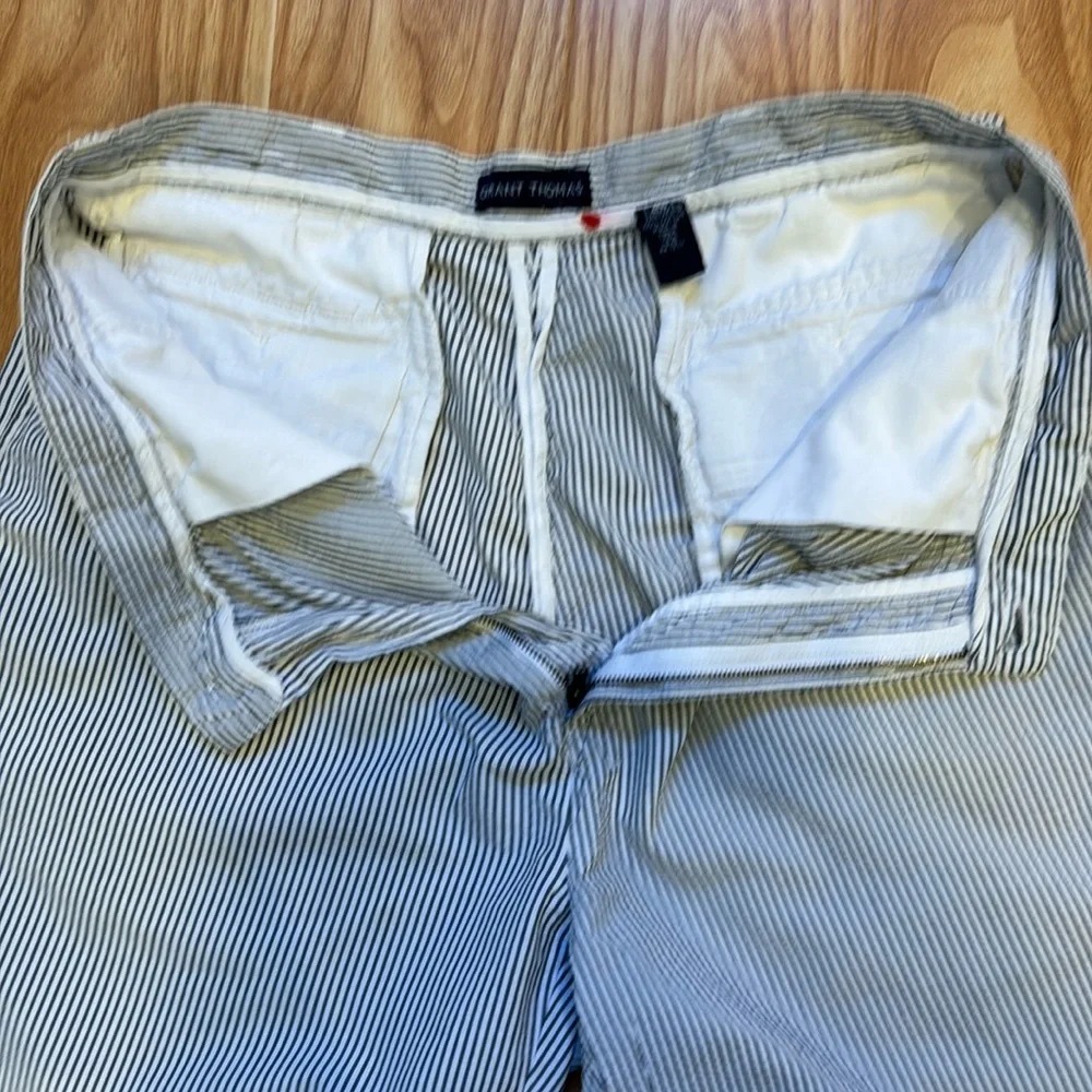 ❤️5 for $25❤️ - Grant Thomas seersucker shorts worn once only for a shoot - Picture 4 of 9